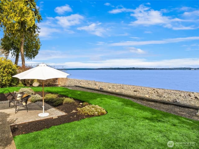 Property photo for 4452 Rockaway Beach Road Ne, Bainbridge Island photo 4