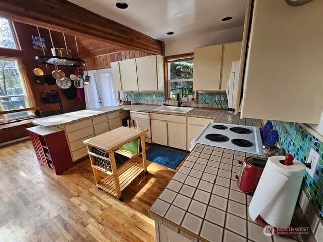 Property photo for 2817 232nd Lane, Ocean Park photo 13