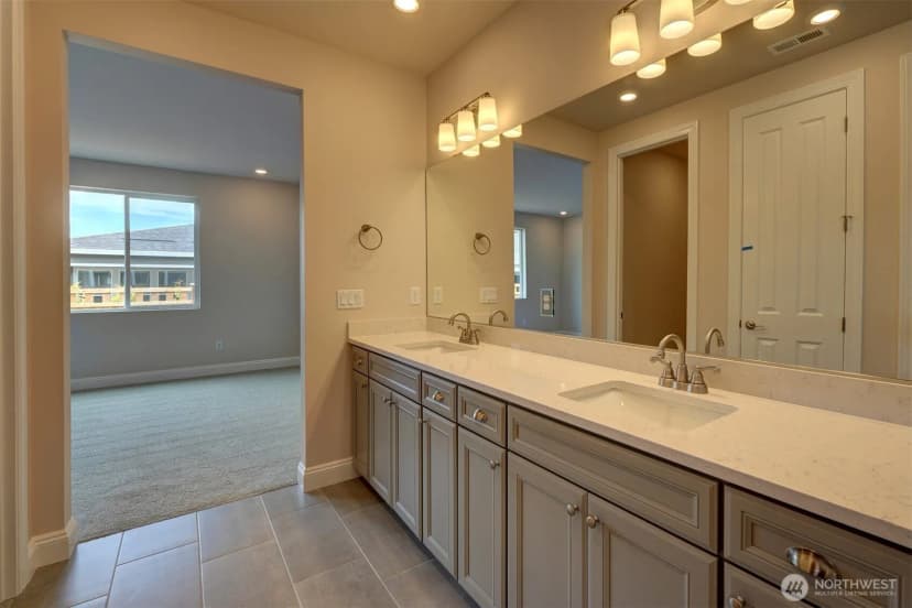 Property photo for 14910 208th Avenue E #1403, Bonney Lake photo 26