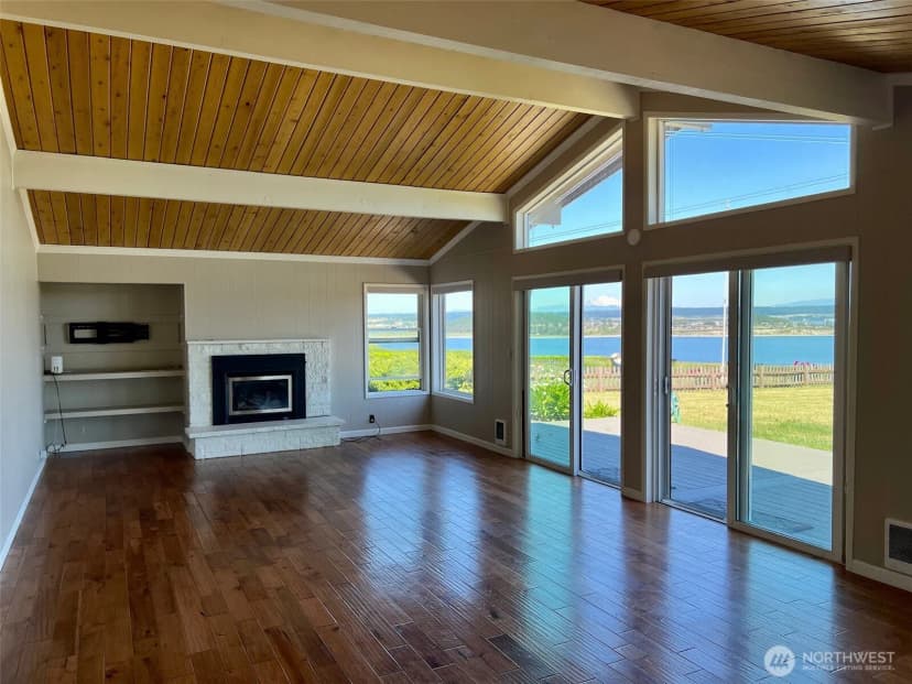 Property photo for 1412 Bonnie View Acres Road, Oak Harbor photo 4