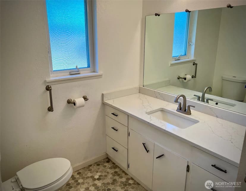 Property photo for 1412 Bonnie View Acres Road, Oak Harbor photo 14