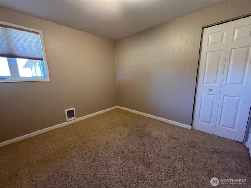 Property photo for 1412 Bonnie View Acres Road, Oak Harbor photo 21