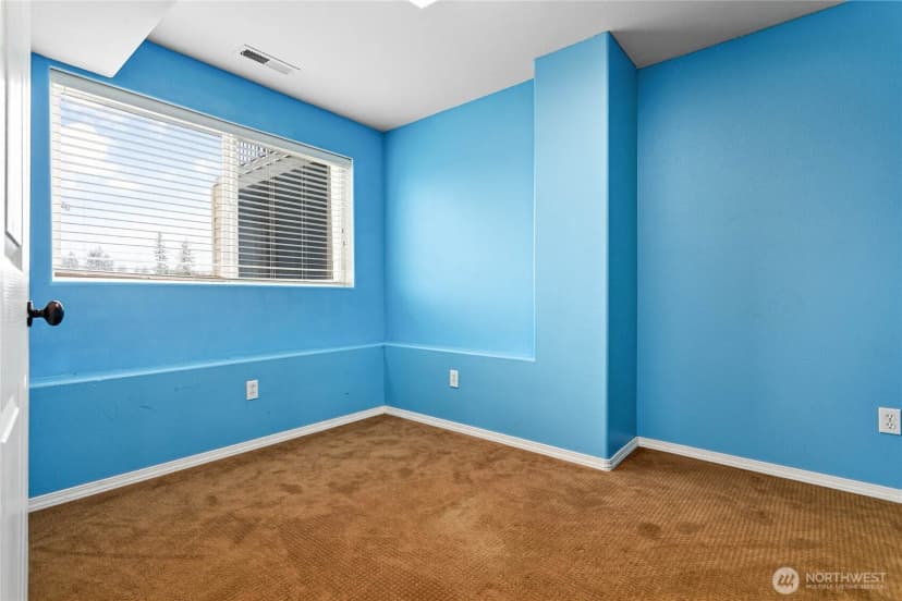 Property photo for 827 Birch Bay Lynden Road, Lynden photo 27