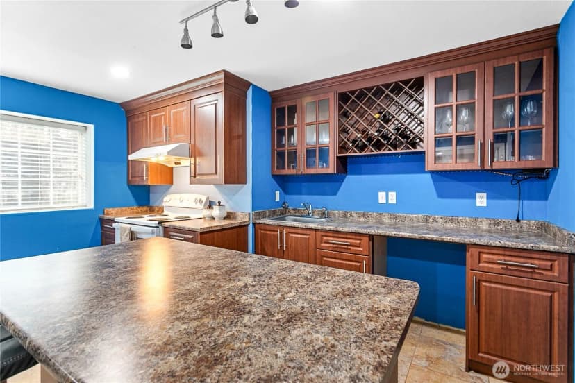 Property photo for 827 Birch Bay Lynden Road, Lynden photo 25