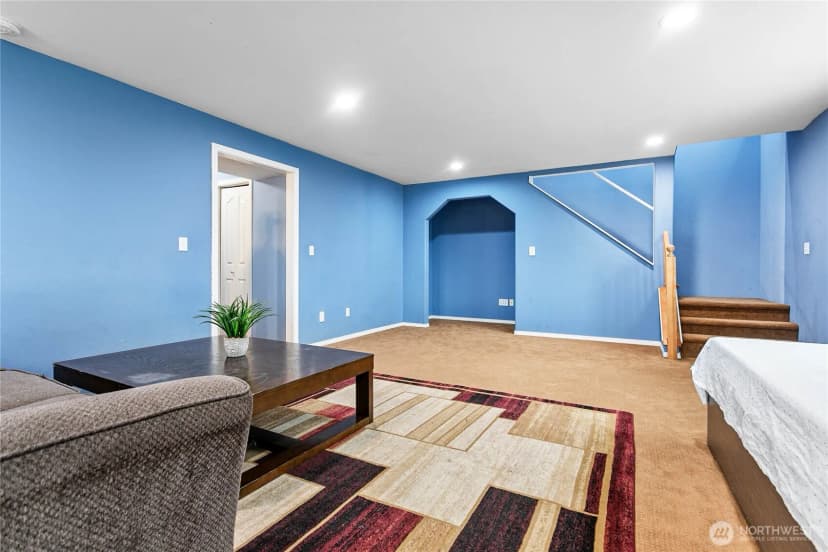 Property photo for 827 Birch Bay Lynden Road, Lynden photo 22