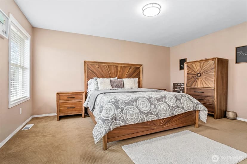 Property photo for 827 Birch Bay Lynden Road, Lynden photo 13