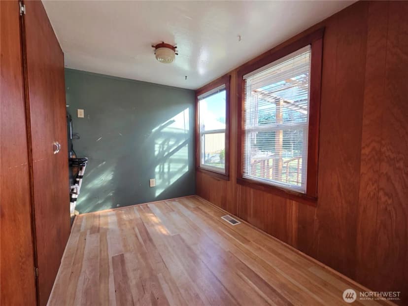 Property photo for 390 W E Street, Forks photo 14