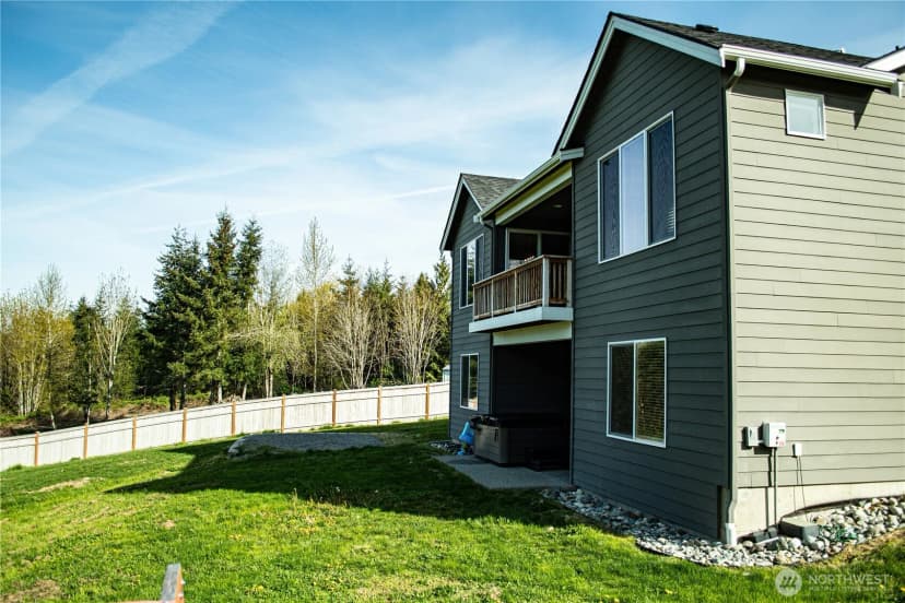 Property photo for 6727 167th Place Nw, Stanwood photo 2