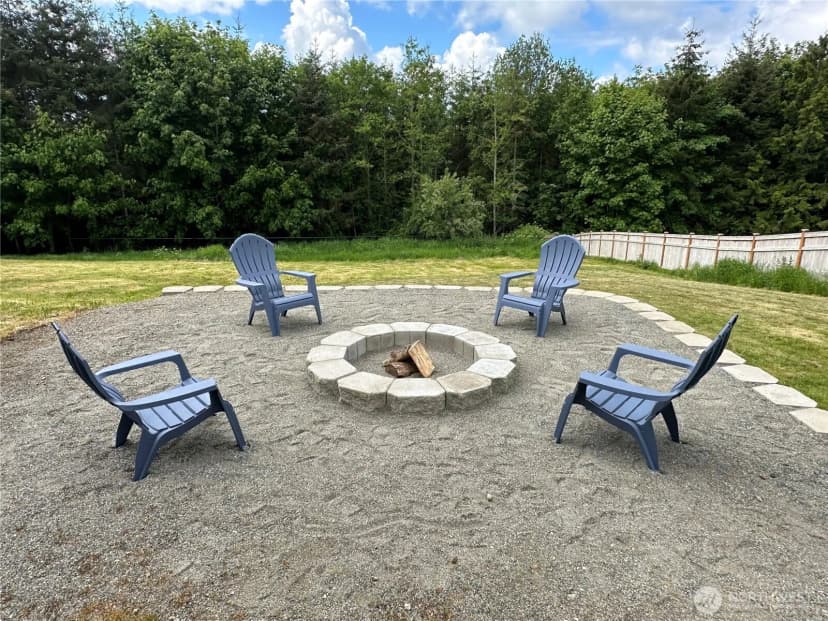 Property photo for 6727 167th Place Nw, Stanwood photo 17