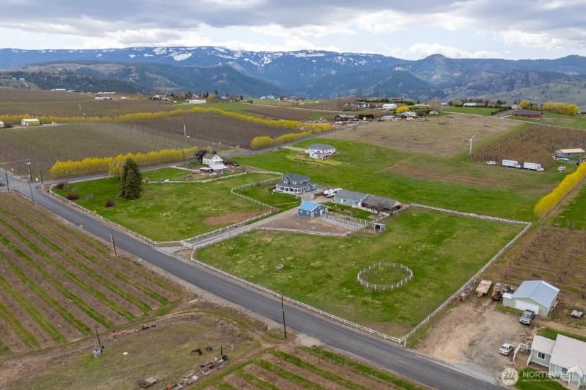 Property photo for 3848 Jagla Road, Wenatchee photo 4