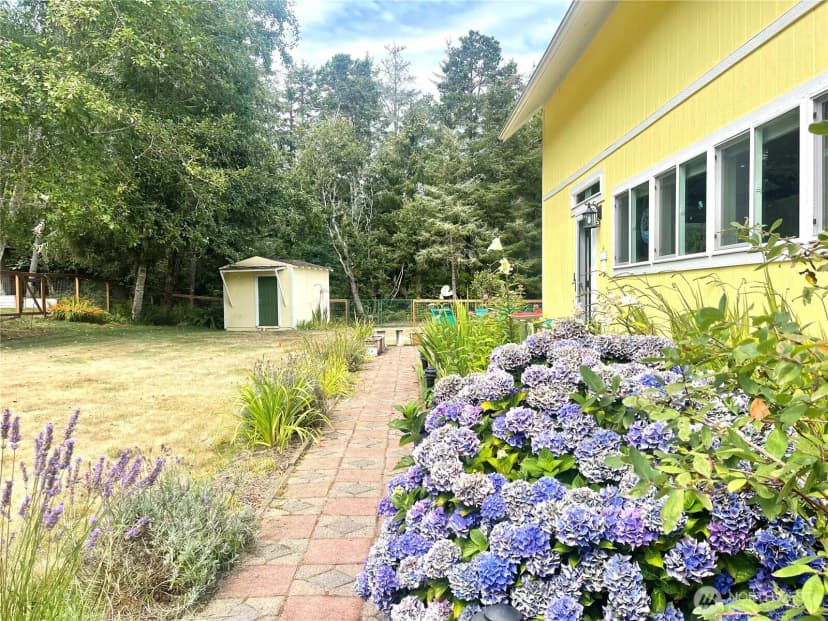 Property photo for 1203 242nd Place, Ocean Park photo 4