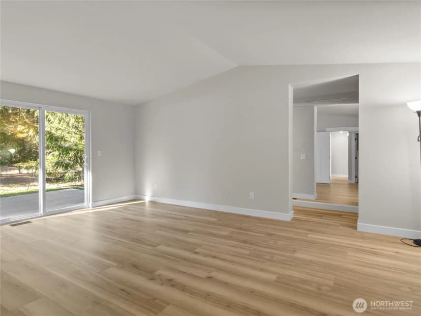 Property photo for 1636 33rd Avenue Ne, Olympia photo 17