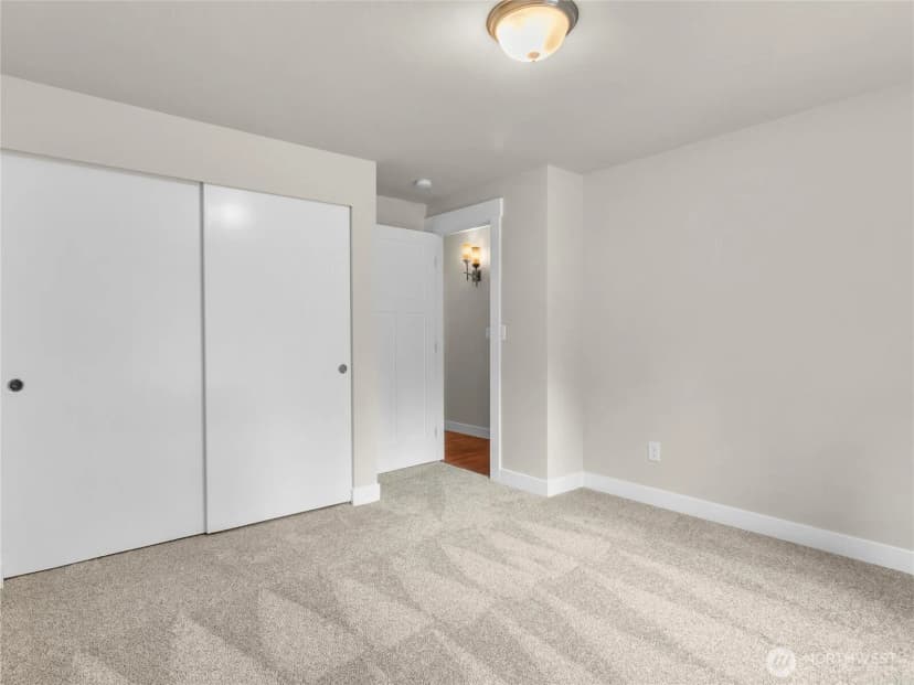 Property photo for 1636 33rd Avenue Ne, Olympia photo 15