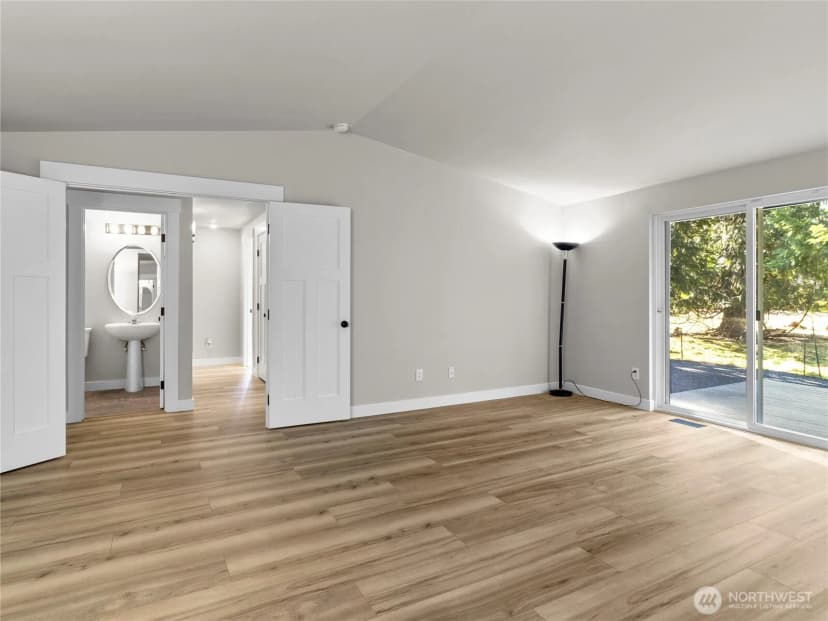 Property photo for 1636 33rd Avenue Ne, Olympia photo 18