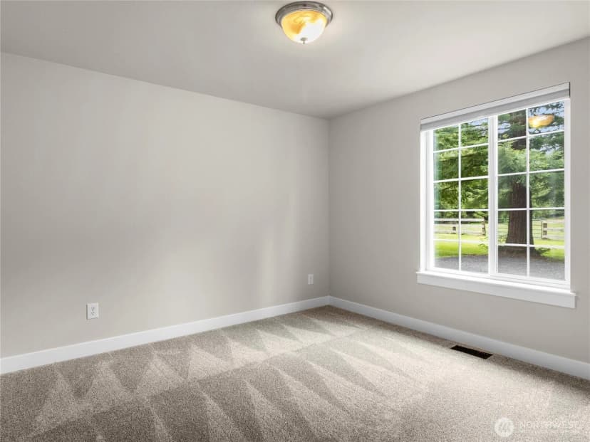 Property photo for 1636 33rd Avenue Ne, Olympia photo 14