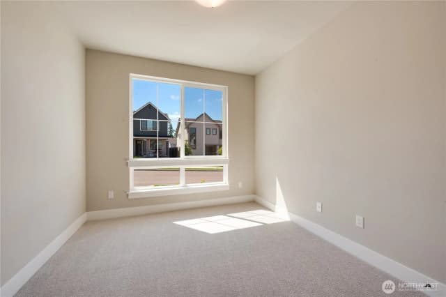 Property photo for 20220 125th Avenue Ne #sm2-05, Bothell photo 4