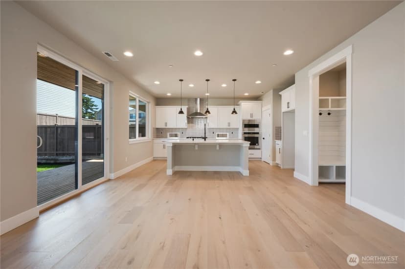 Property photo for 20220 125th Avenue Ne #sm2-05, Bothell photo 12