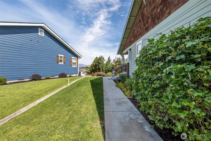 Property photo for 1943 Jolen Drive, Wenatchee photo 30
