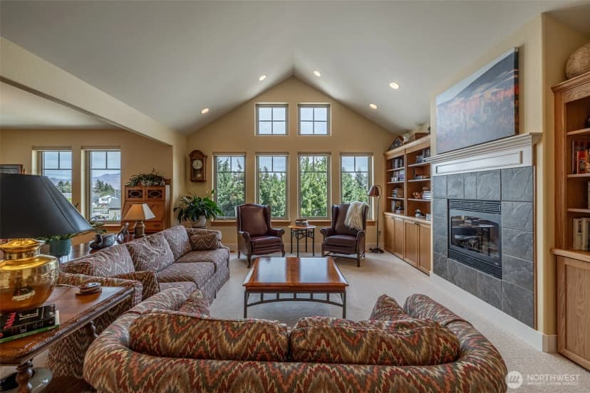 Property photo for 1943 Jolen Drive, Wenatchee photo 10