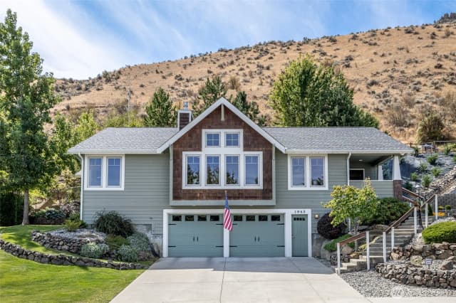 Property photo for 1943 Jolen Drive, Wenatchee