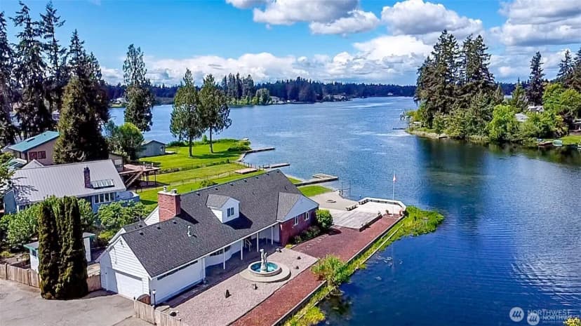Property photo for 701 173rd Street S, Spanaway photo 3