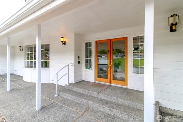 Property photo for 701 173rd Street S, Spanaway photo 4