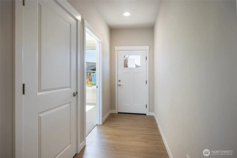 Property photo for 776 Parkland Loop, Sedro Woolley photo 3
