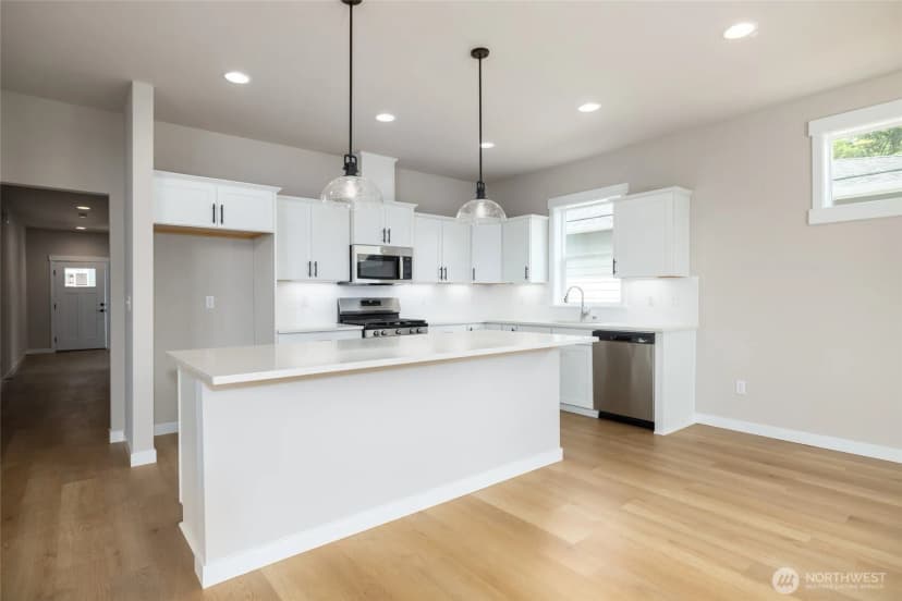 Property photo for 804 Parkland Loop, Sedro Woolley photo 10