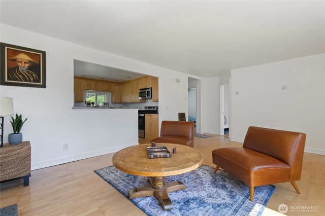 Property photo for 544 Ne Easy Street, Oak Harbor photo 5