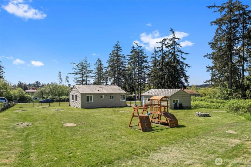 Property photo for 544 Ne Easy Street, Oak Harbor photo 19