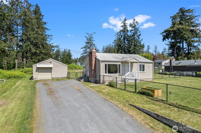Property photo for 544 Ne Easy Street, Oak Harbor photo 22