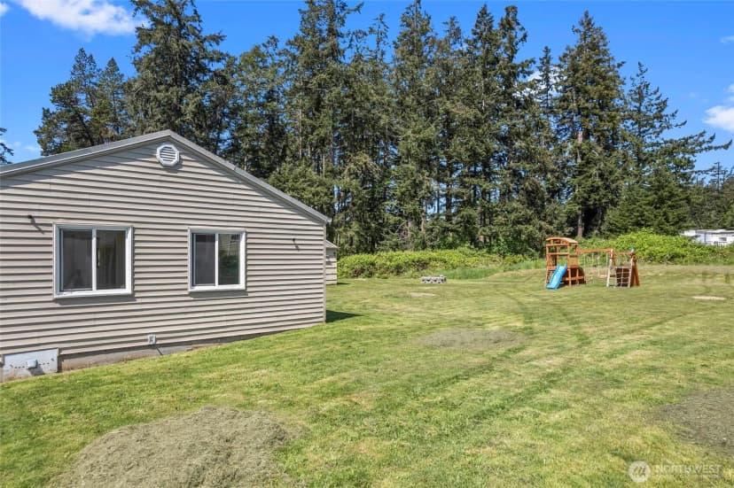 Property photo for 544 Ne Easy Street, Oak Harbor photo 17