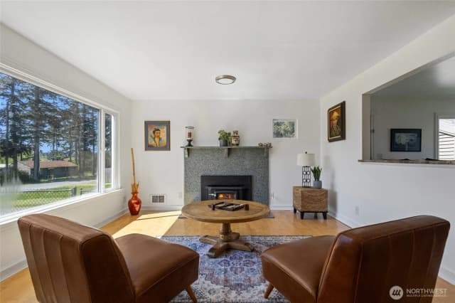 Property photo for 544 Ne Easy Street, Oak Harbor photo 4