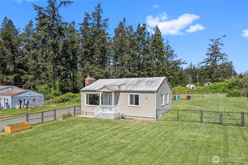 Property photo for 544 Ne Easy Street, Oak Harbor photo 16