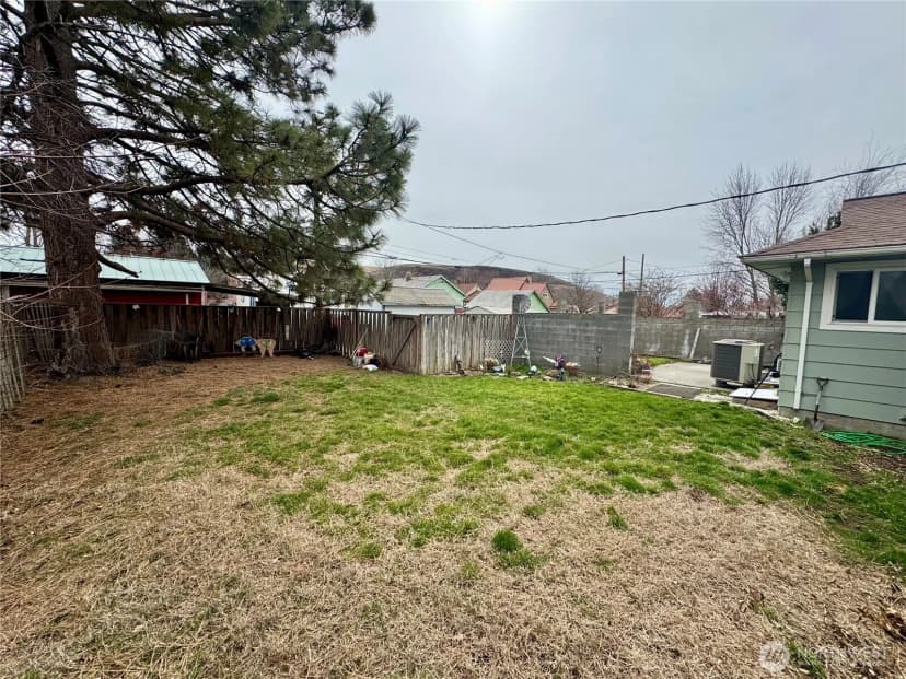 Property photo for 212 E Washington Avenue, Dayton photo 4