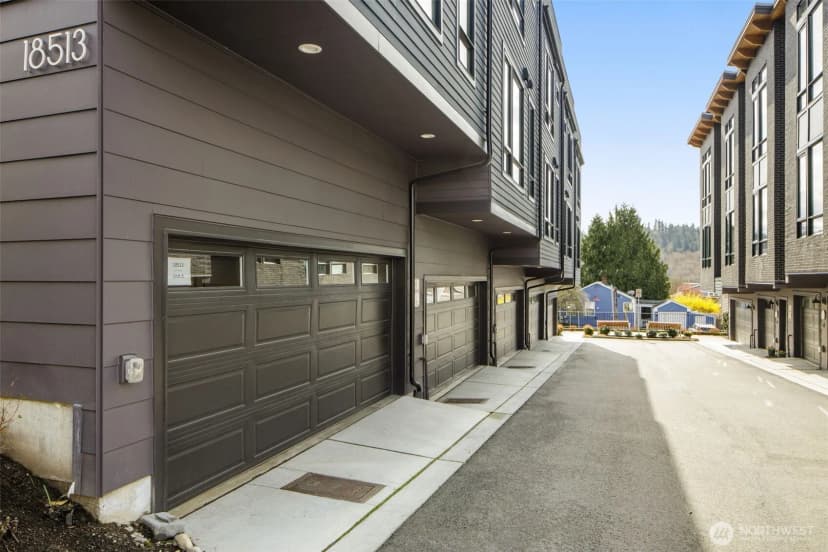 Property photo for 18513 104th Avenue Ne #1a, Bothell photo 29