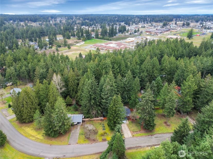 Property photo for 212 Country Estates Drive W, Rainier photo 24