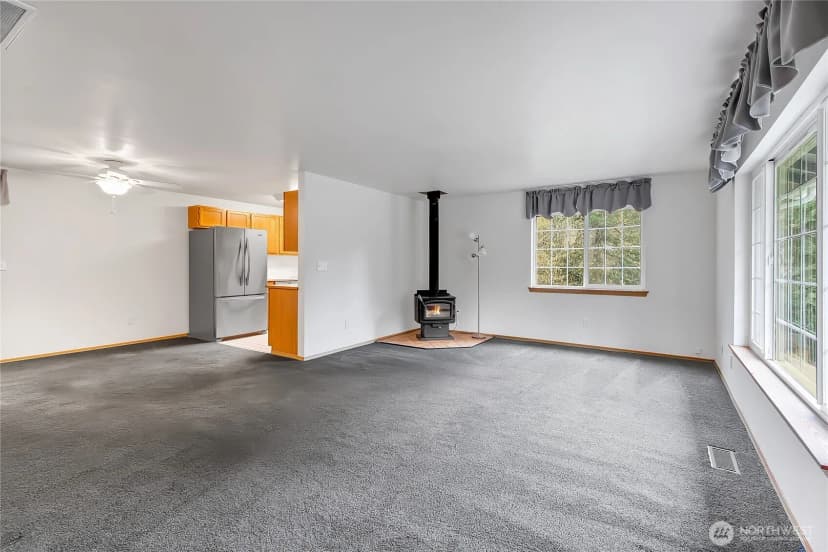 Property photo for 212 Country Estates Drive W, Rainier photo 18