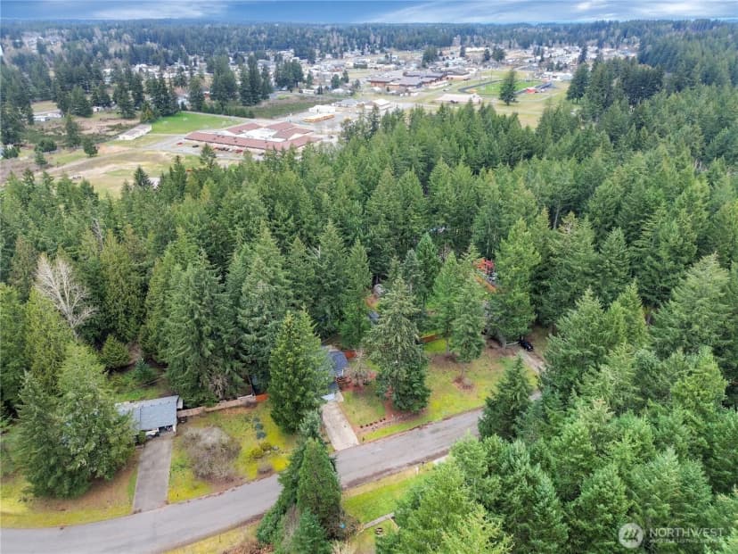 Property photo for 212 Country Estates Drive W, Rainier photo 25