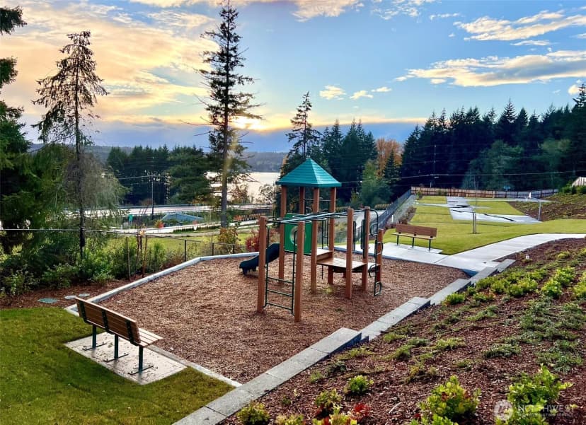Property photo for 2061 Ne Norseman Way #31, Poulsbo photo 36