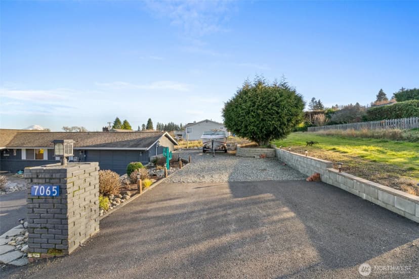 Property photo for 7065 Grandview Place, Gig Harbor photo 32