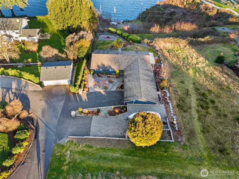Property photo for 7065 Grandview Place, Gig Harbor photo 33