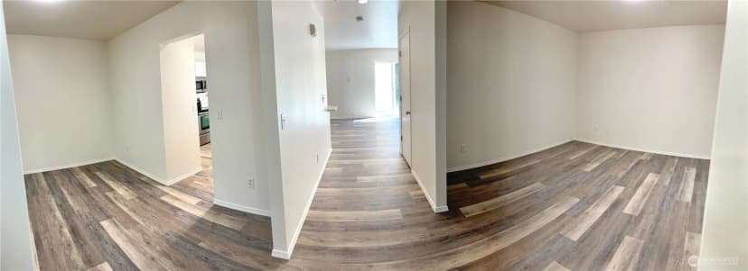 Property photo for 2168 Mcdonald Avenue, Dupont photo 28
