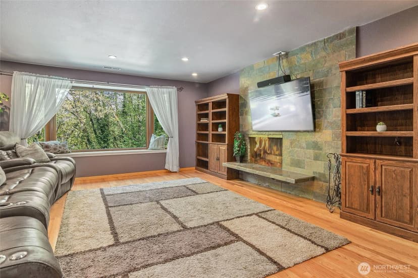Property photo for 18009 Bellflower Road, Bothell photo 15