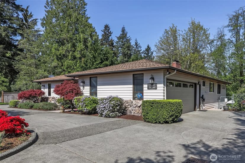 Property photo for 18009 Bellflower Road, Bothell photo 38