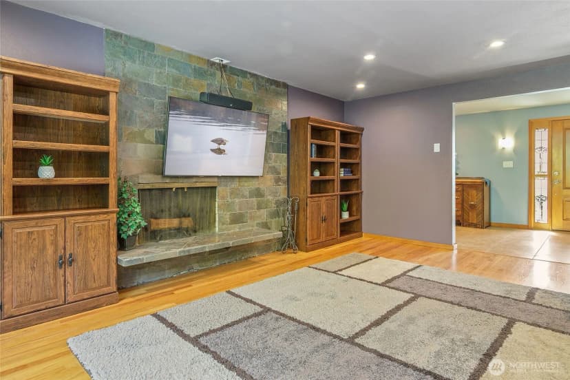 Property photo for 18009 Bellflower Road, Bothell photo 16