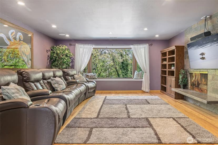 Property photo for 18009 Bellflower Road, Bothell photo 14
