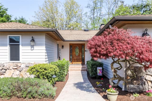 Property photo for 18009 Bellflower Road, Bothell photo 3