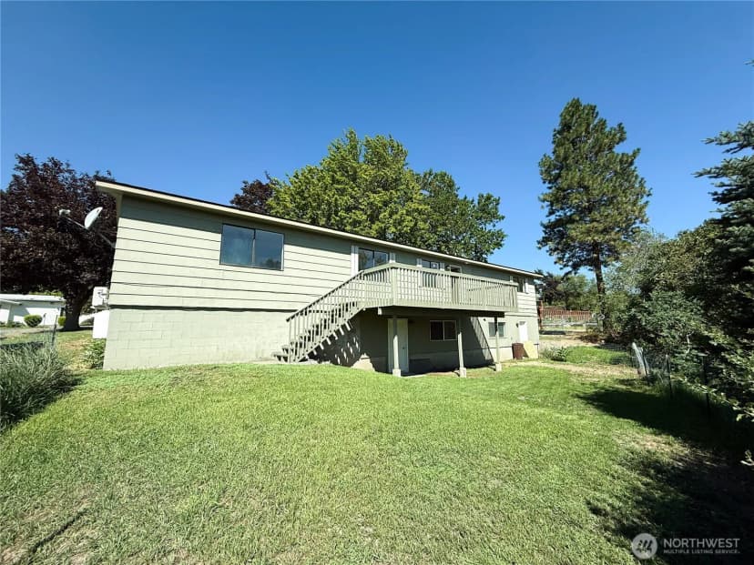 Property photo for 522 Ironwood Street, Omak photo 30