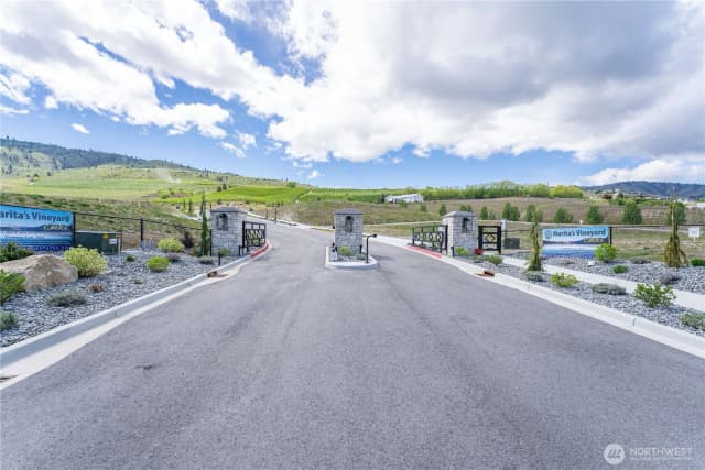 Property photo for 0 Nhn Loretta Lane, Chelan photo 3
